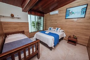 Casa c 4 su tes Piscina Churrasqueira e Garagem