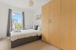 Windrush Grove Retreat in Birmingham