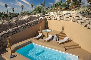 Chalet Amarilla Golf With Pool & Jacuzzi