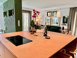 Chalet Amarilla Golf With Pool & Jacuzzi
