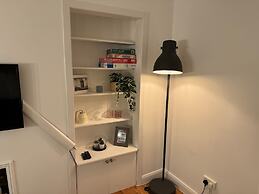 Stirling Haven: Charming 3B Apt In City Centre