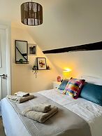 Charming 2B Georgian Flat In Historic Tring