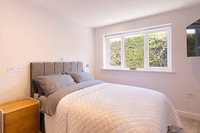 Spacious 4Bd Smart Home In Idyllic Rural Setting