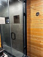 Beamsville Rustic Modern Suites