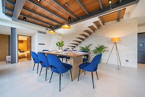 Riverhouse Phuket by Escape Villas