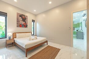 Villas 6BR 2 Pools For Group Vibe V193
