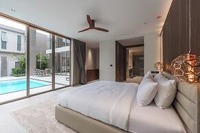 4BR Pool Villa Near Beach V200