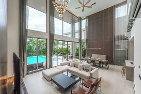 4BR Pool Villa Near Beach V200