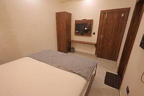 PriyaKunj Dham Guest House