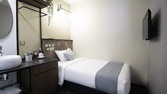 Hotel Calmo Hamilton