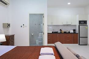 1BR Apt Poolside Near Yanui Beach V201