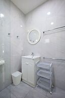 1BR Apt Poolside Near Yanui Beach V201