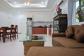 1BR Apt Poolside Near Yanui Beach V201