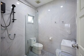1BR Apt Poolside Near Yanui Beach V201
