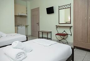 Konstantinos Hotel & Apartments 2