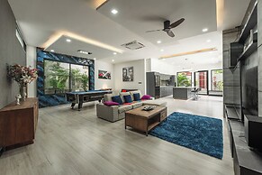 3BR Near Beach Tub & Pool Table V204