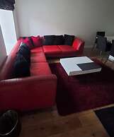 2 Bed Apartment - Sleeps 4 - Parking - Wifi