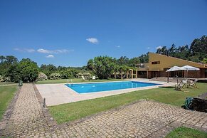 Liiiving in Caminha Countryside Pool House