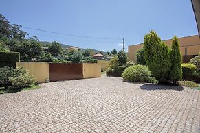 Liiiving in Caminha Countryside Pool House