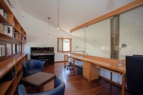 Liiiving in Caminha Countryside Pool House