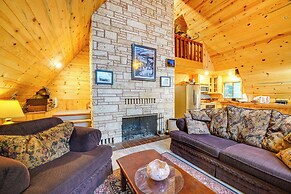 Explore Mt St Helens: A-frame Chalet w/ Deck!