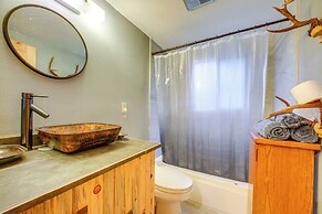 Explore Mt St Helens: A-frame Chalet w/ Deck!