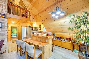 Explore Mt St Helens: A-frame Chalet w/ Deck!
