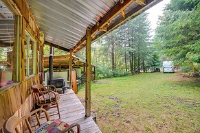 Explore Mt St Helens: A-frame Chalet w/ Deck!