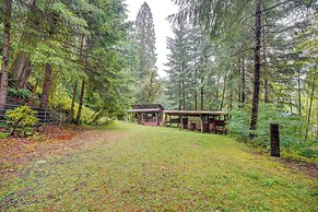 Explore Mt St Helens: A-frame Chalet w/ Deck!