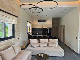 Panstel - Villa Aurora With Private Pool Jacuzzi