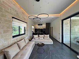 Panstel - Villa Aurora With Private Pool Jacuzzi