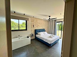 Panstel - Villa Aurora With Private Pool Jacuzzi