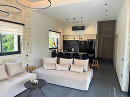 Panstel - Villa Aurora With Private Pool Jacuzzi