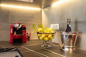 Alimos Luxury Design Apartment