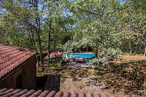 Liiiving in Caminha Oak Tree Chill House