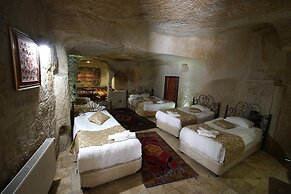 center cave house