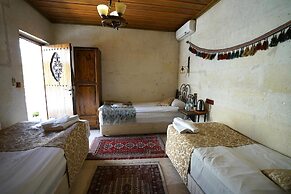 center cave house