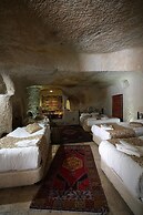 center cave house