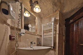 center cave house