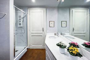 LuxRent Penthouse Crimea