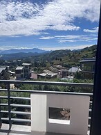 BN 5BR House With Mountain View