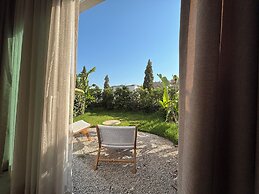 Mavilu Luxury Hotel