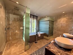 Mavilu Luxury Hotel