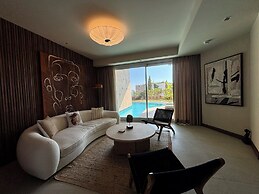 Mavilu Luxury Hotel