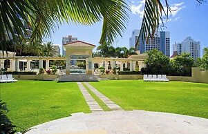 Ocean View Rental Surfers Paradise