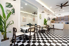 Misa House - Starlit Saigon