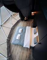 Golden Circle Domes - Lake View