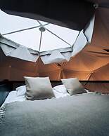 Golden Circle Domes - Lake View