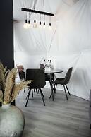 Golden Circle Domes - Lake View