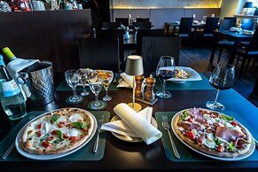 Bella Fino Hotel & Suites
